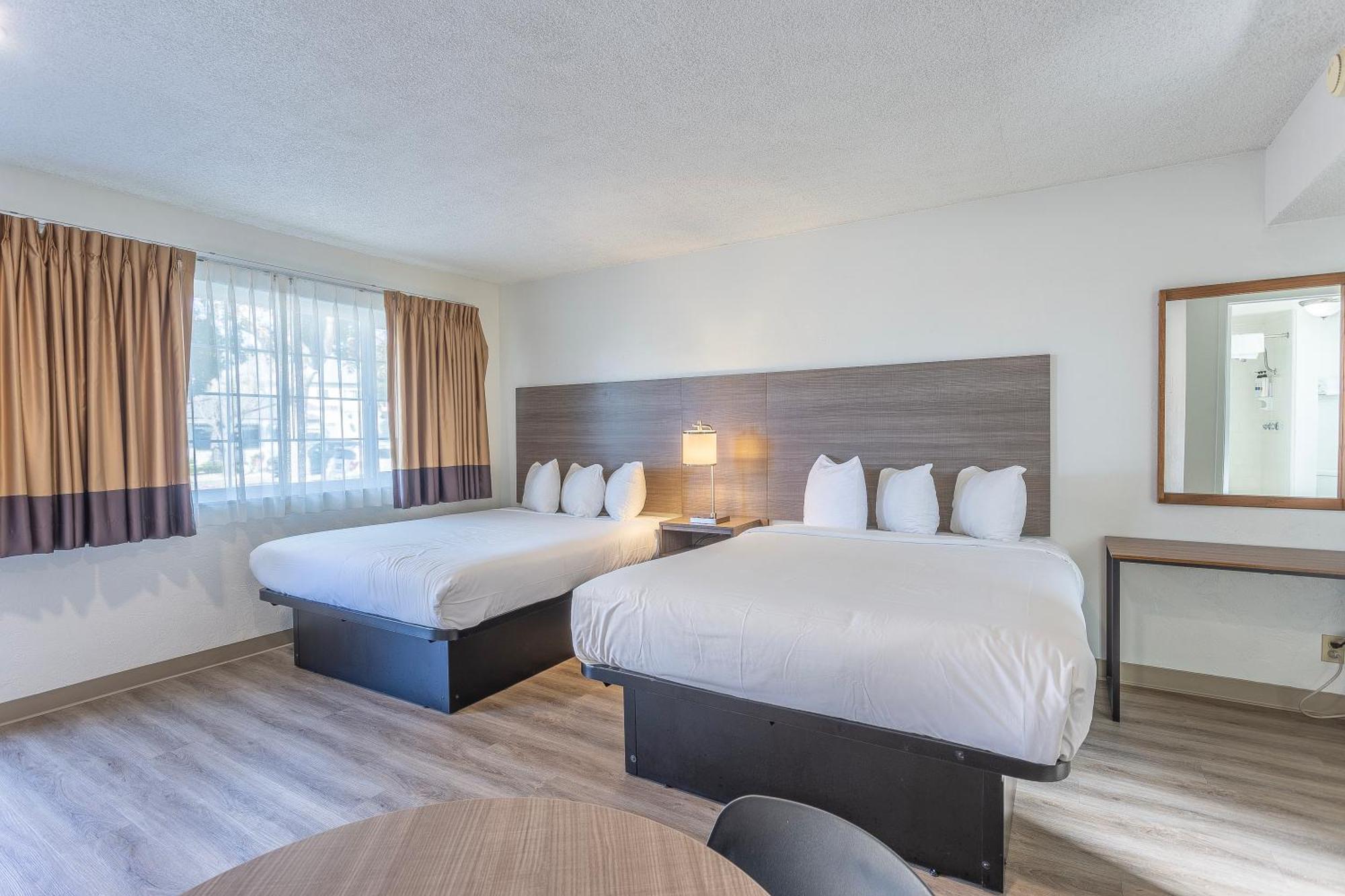 Coastal Breeze Inn Моро Бей Екстериор снимка