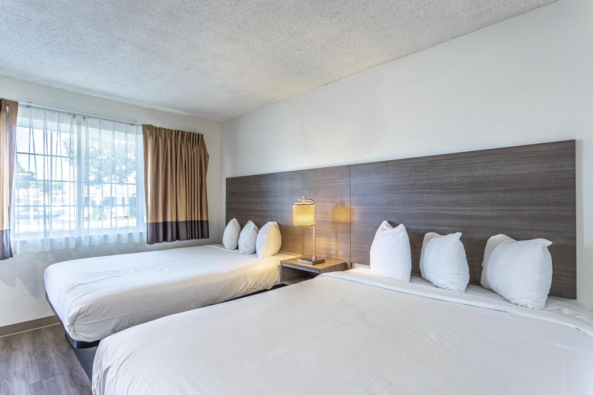 Coastal Breeze Inn Моро Бей Екстериор снимка